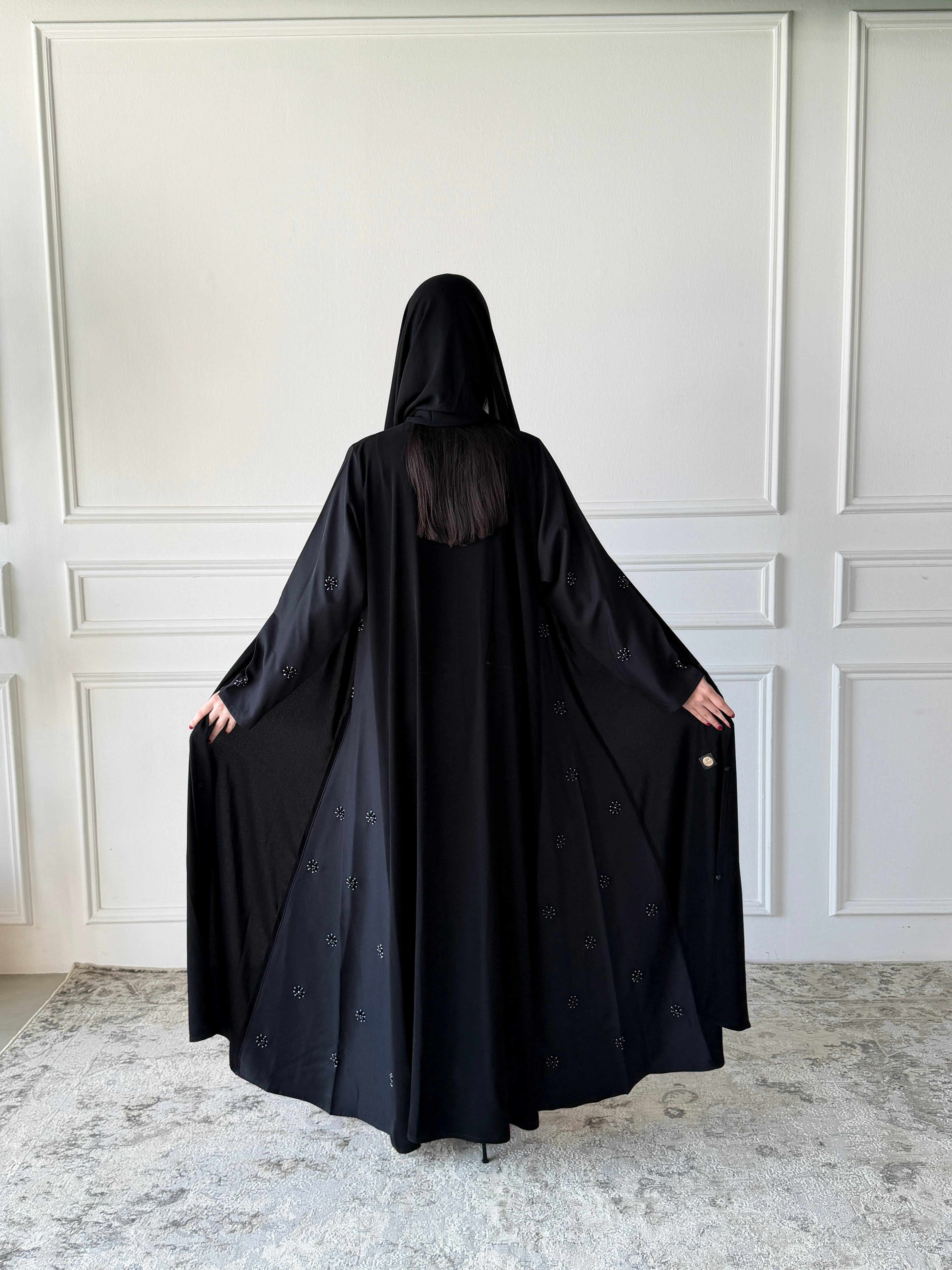 عباية لُجين البكباك