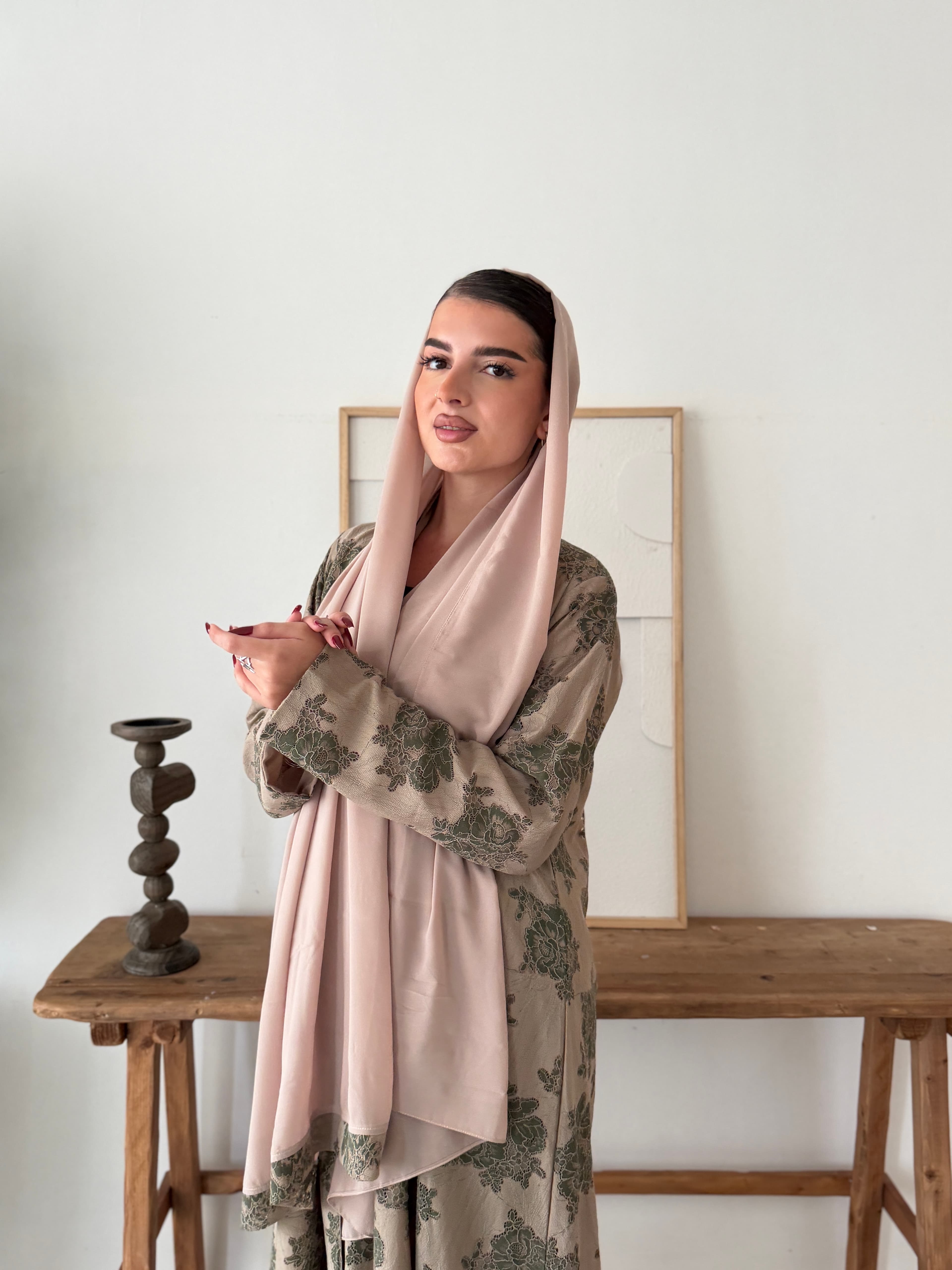 عباية غيمة اخضر