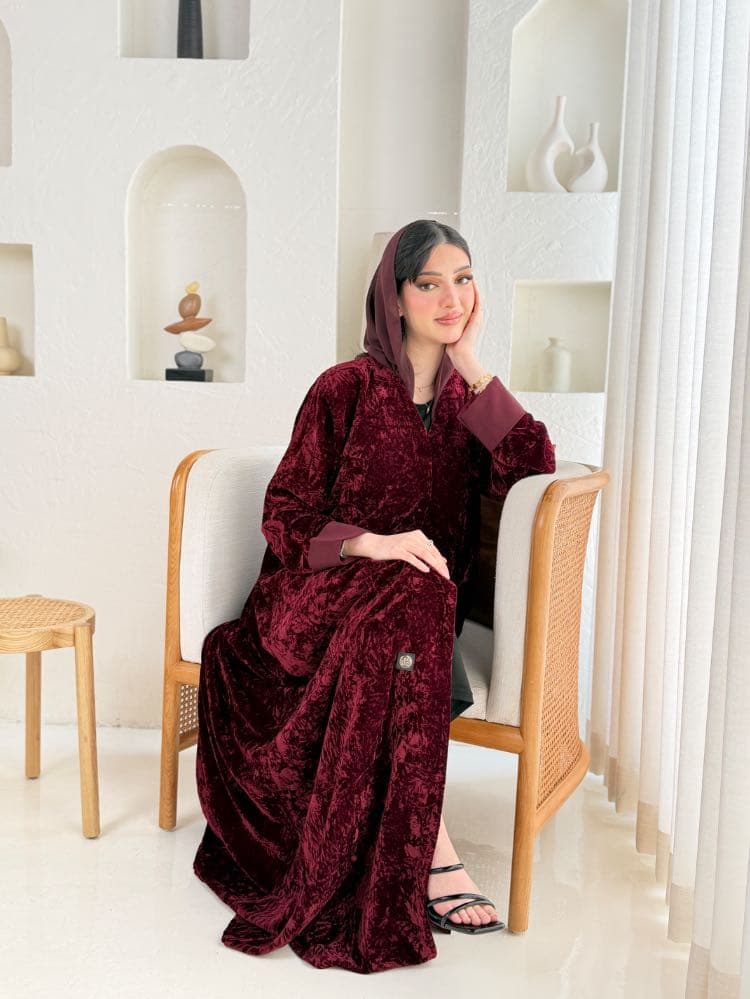 عباية المخمل البرغندي