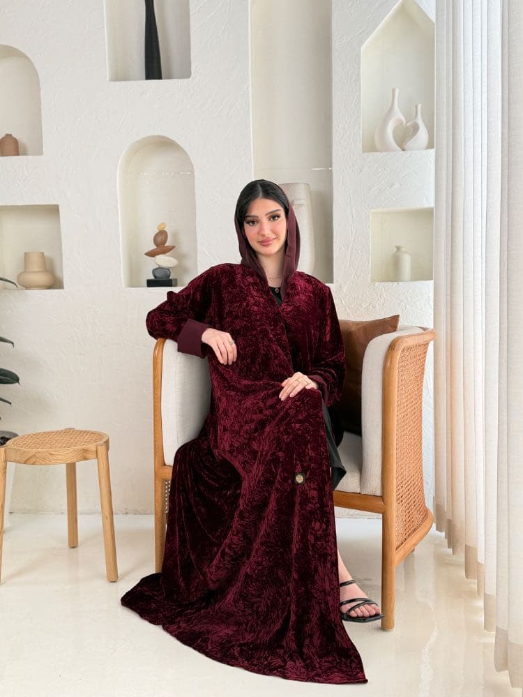 عباية المخمل البرغندي