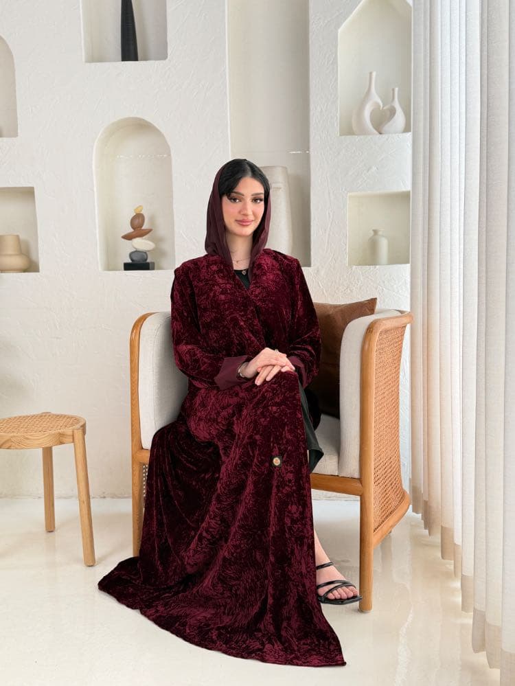 عباية المخمل البرغندي