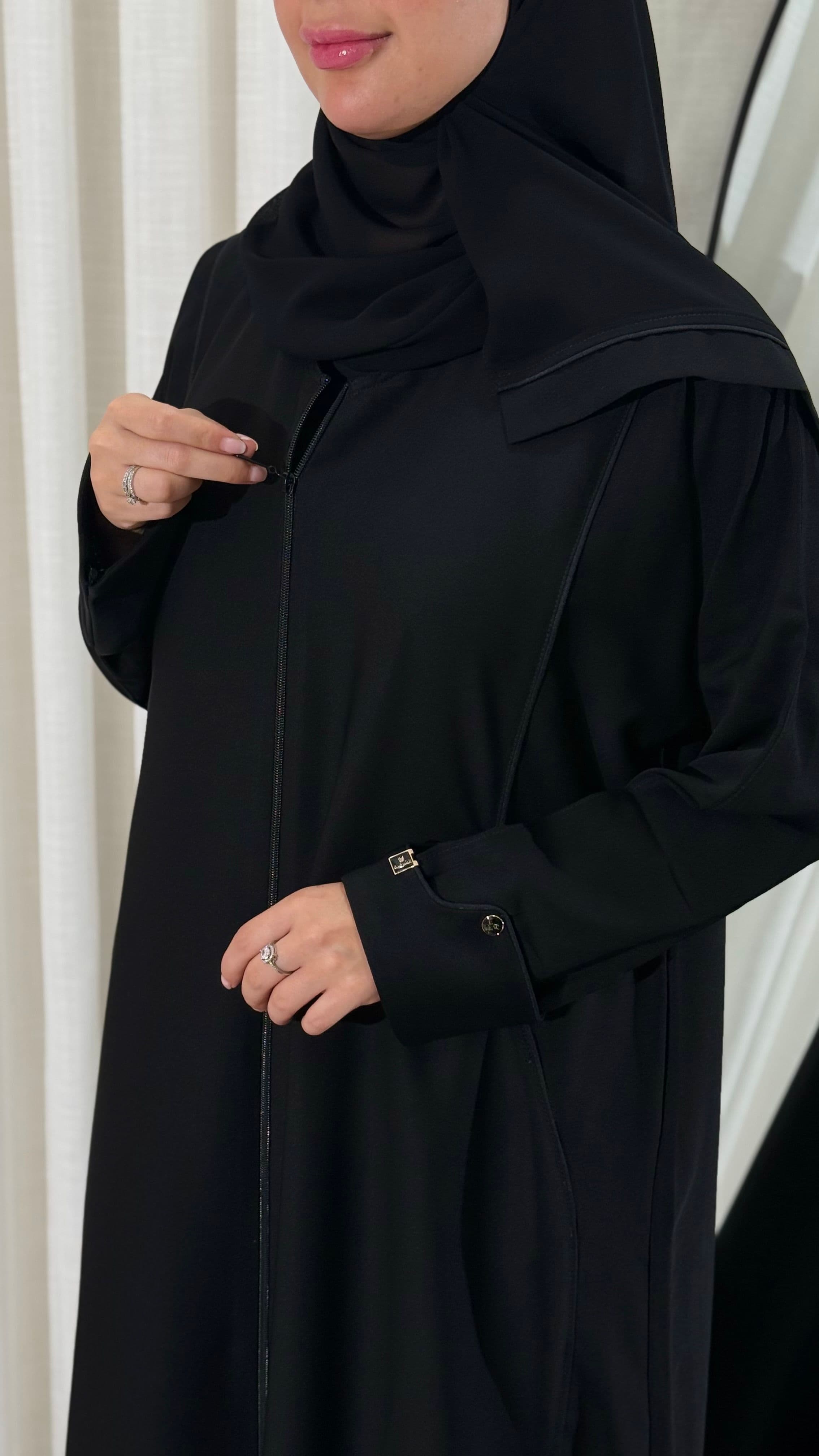 عباية رسمية 